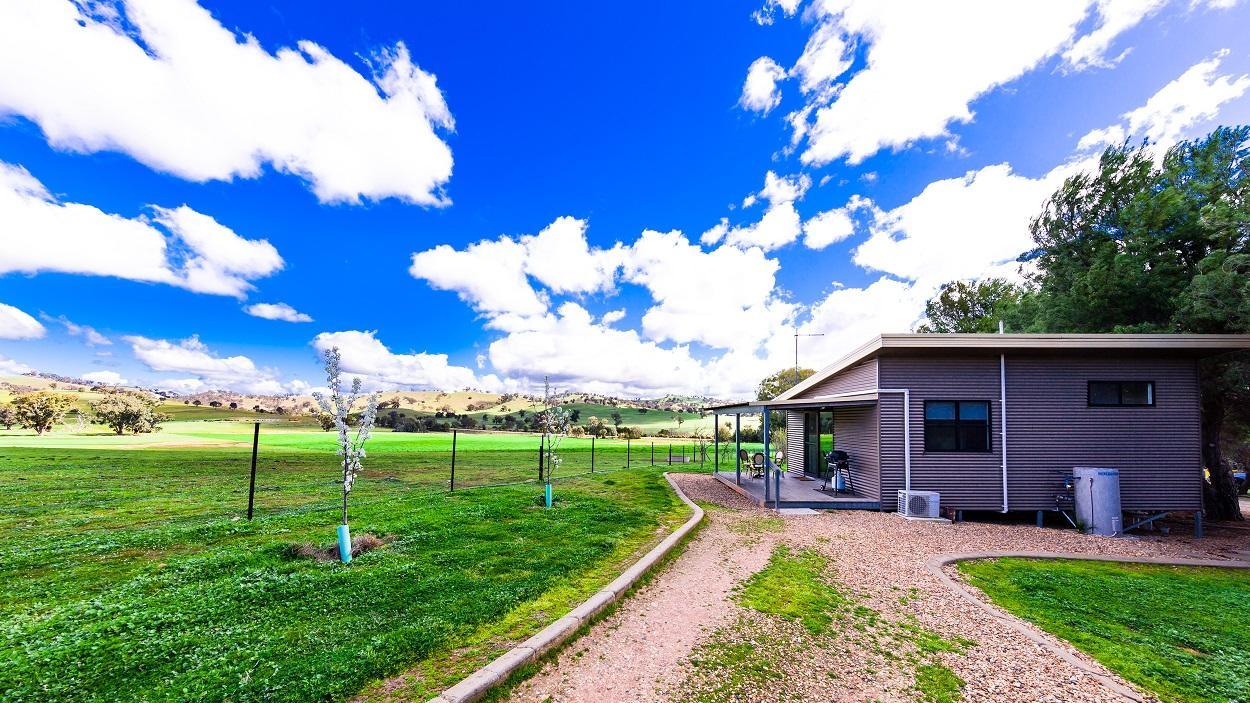 Hillview Farmstay กันดาไก ภายนอก รูปภาพ