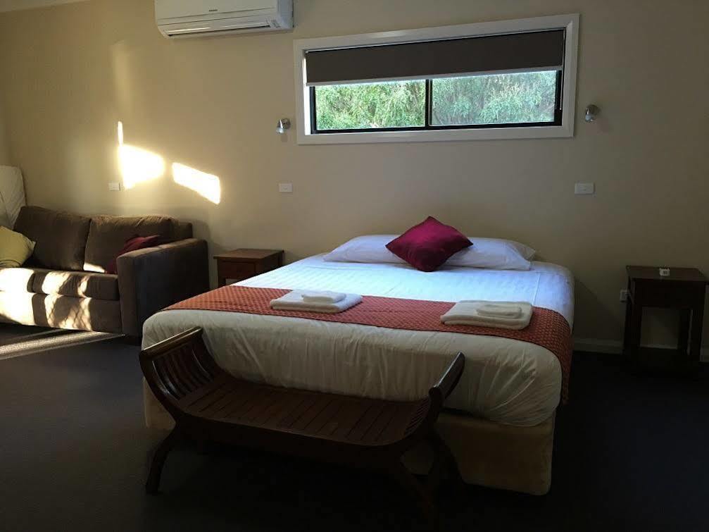 Hillview Farmstay กันดาไก ภายนอก รูปภาพ