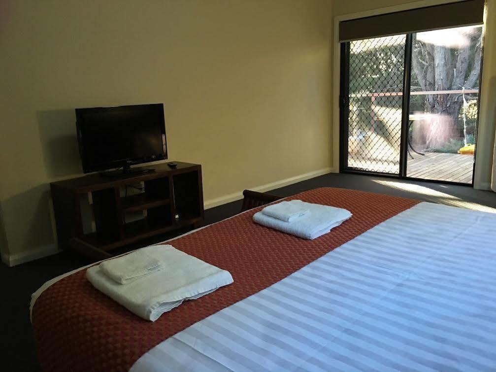 Hillview Farmstay กันดาไก ภายนอก รูปภาพ