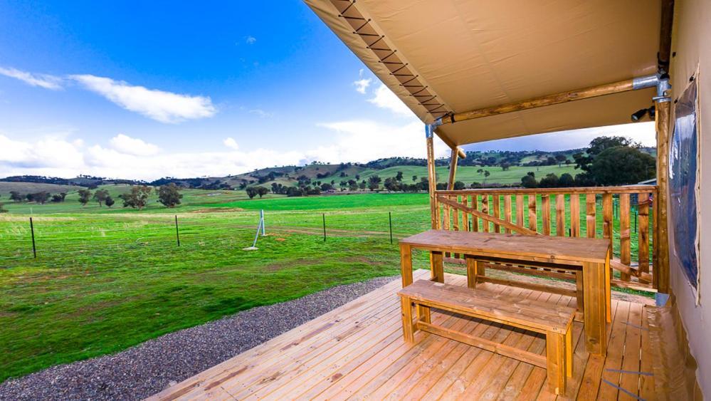 Hillview Farmstay กันดาไก ภายนอก รูปภาพ